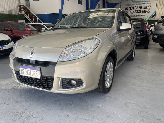 RENAULT SANDERO 1.6 PRIVILÉGE 16V FLEX 4P AUTOMÁTICO RENAULT SANDERO 1.6 PRIVILÉGE 16V FLEX 4P AUTOMÁTICO